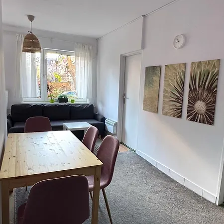 Centrum Διαμέρισμα *